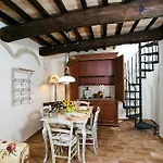 La Corte De' Vasari